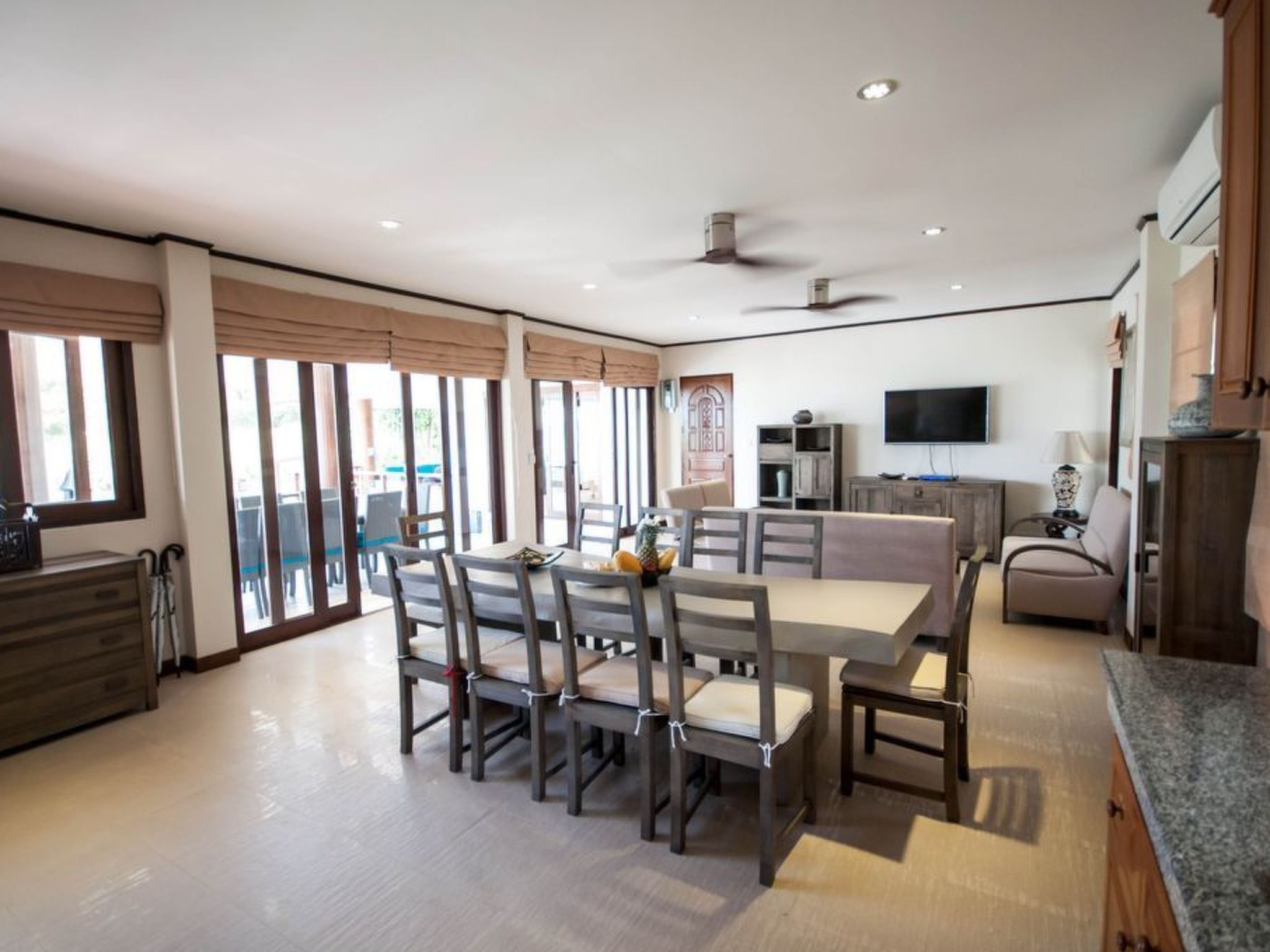 Photo of Villa mit Blick auf das Wasser