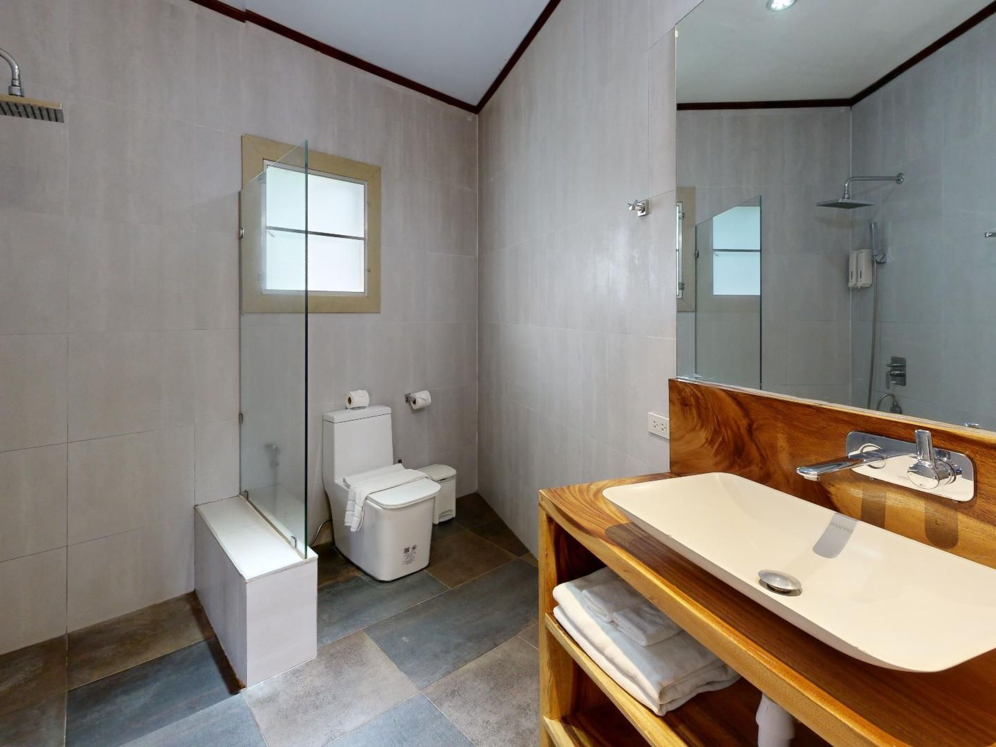 Photo of Villa mit Blick auf das Wasser