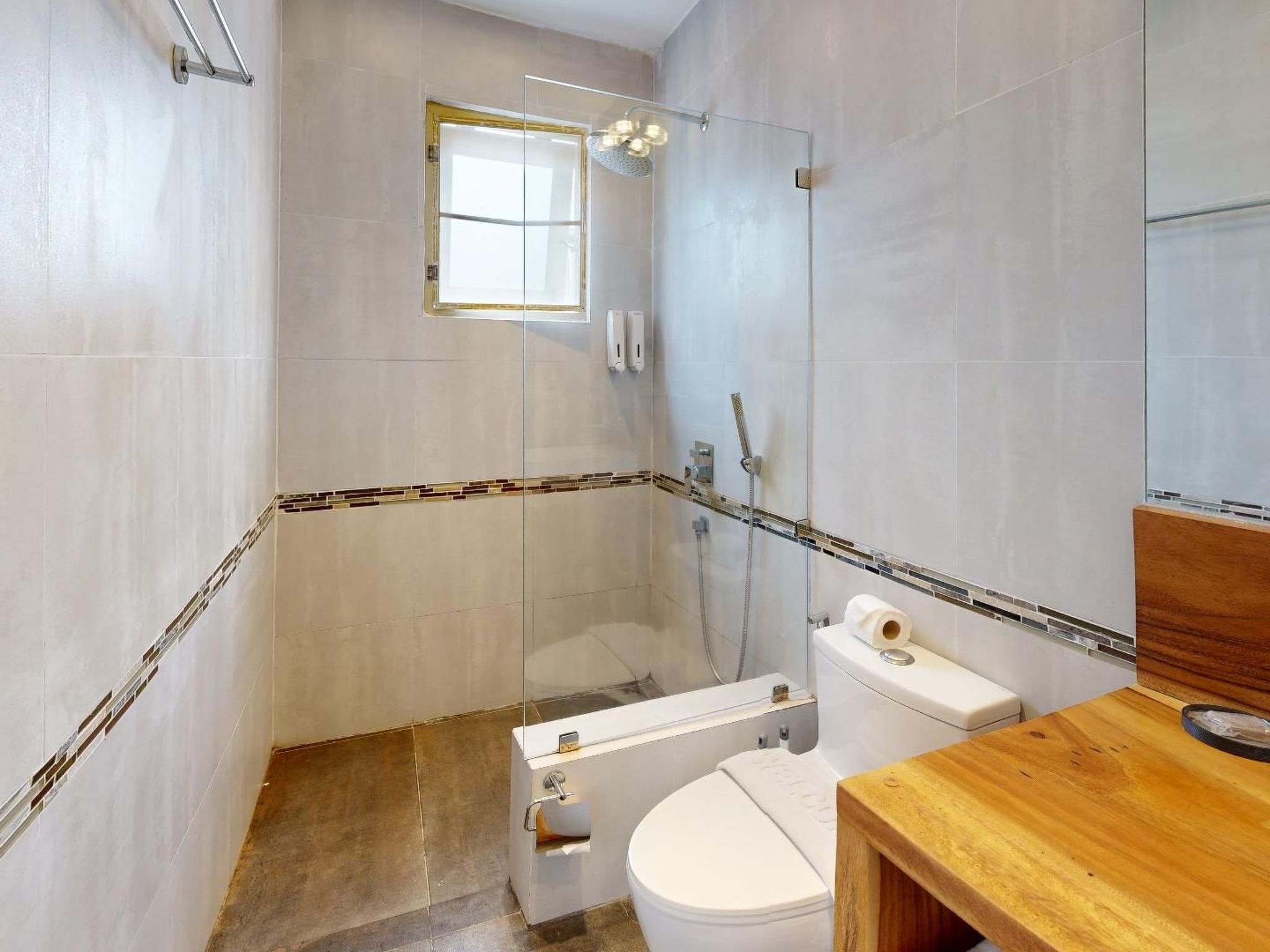 Photo of Villa mit Blick auf das Wasser