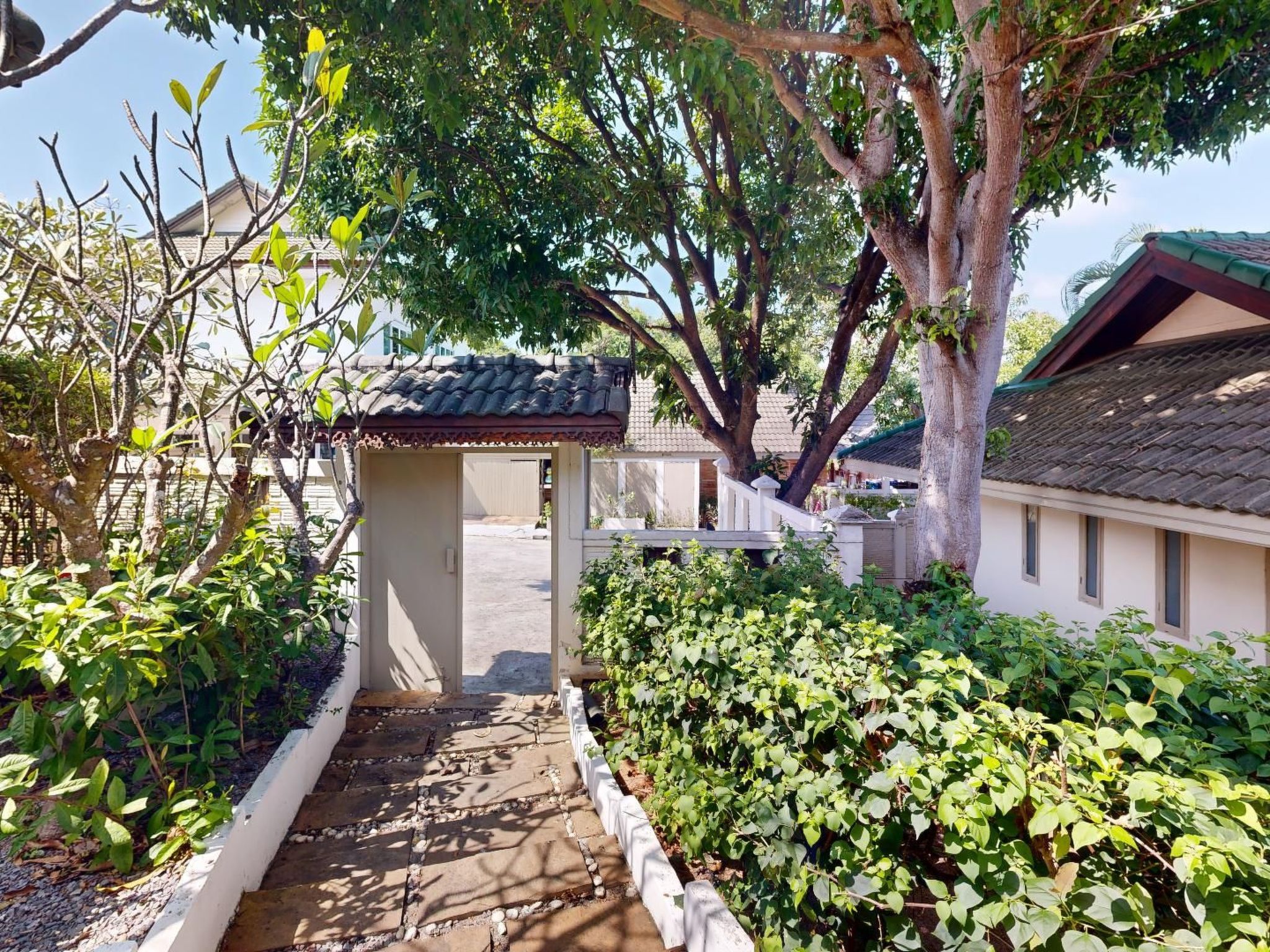 Photo of mit Schwimmbad 10 Personen Koh Samui