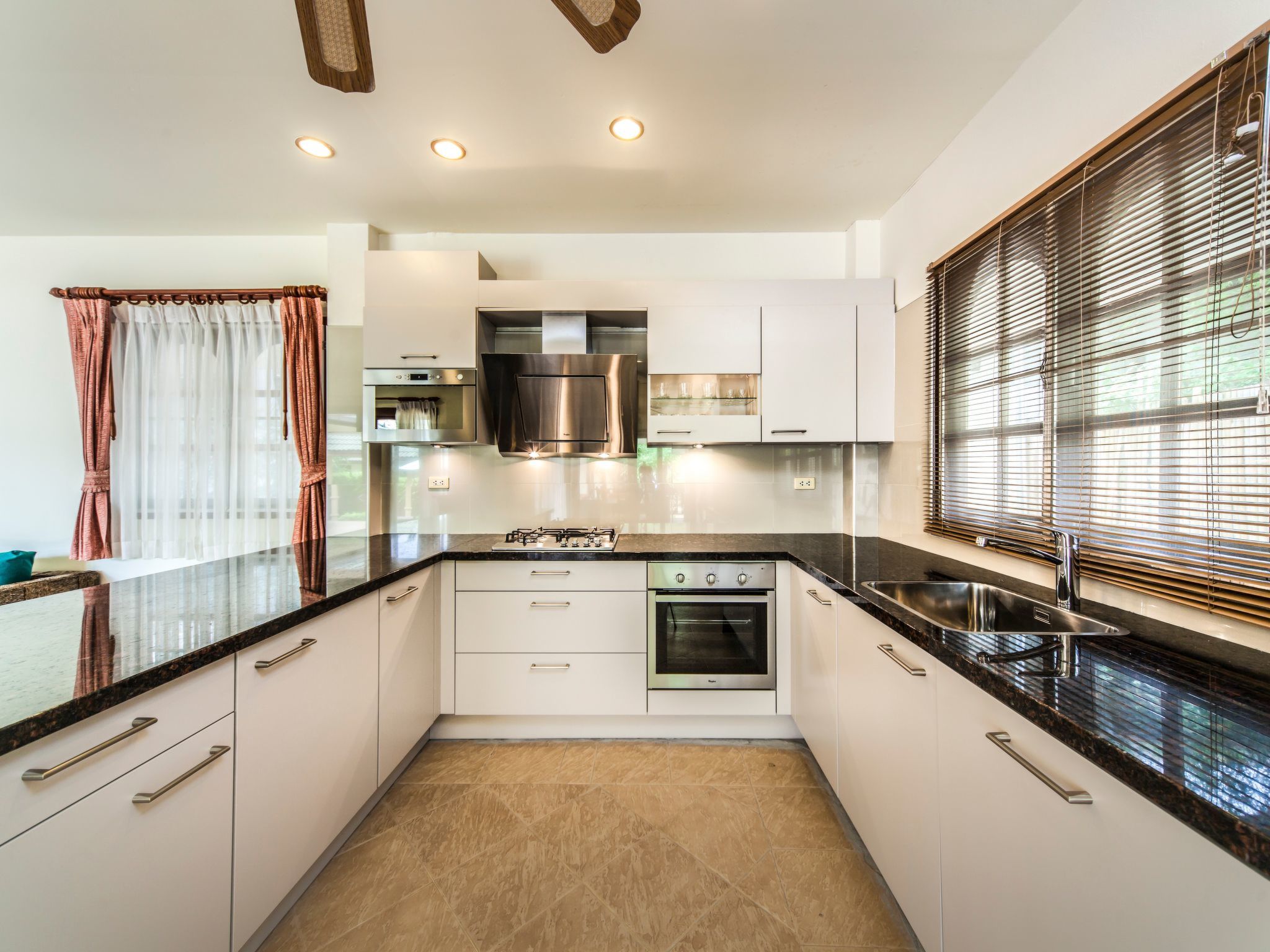 Photo of Ferienvilla mit Garten, Grill und Terrasse