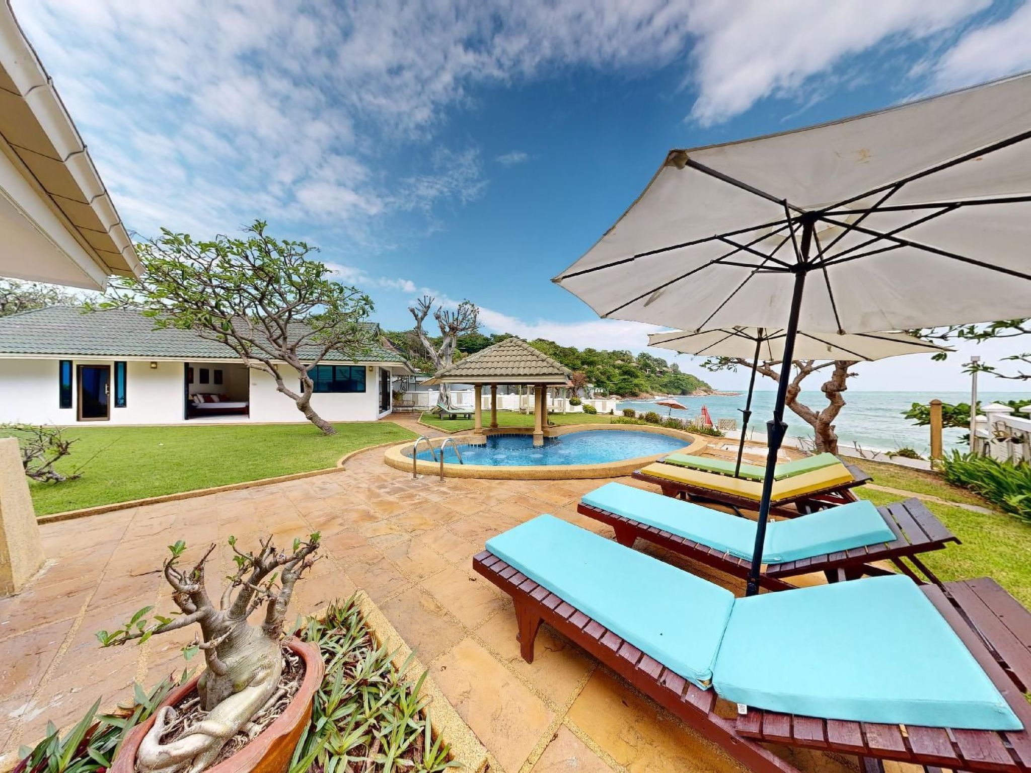 Photo of Ferienvilla mit Garten, Grill und Terrasse