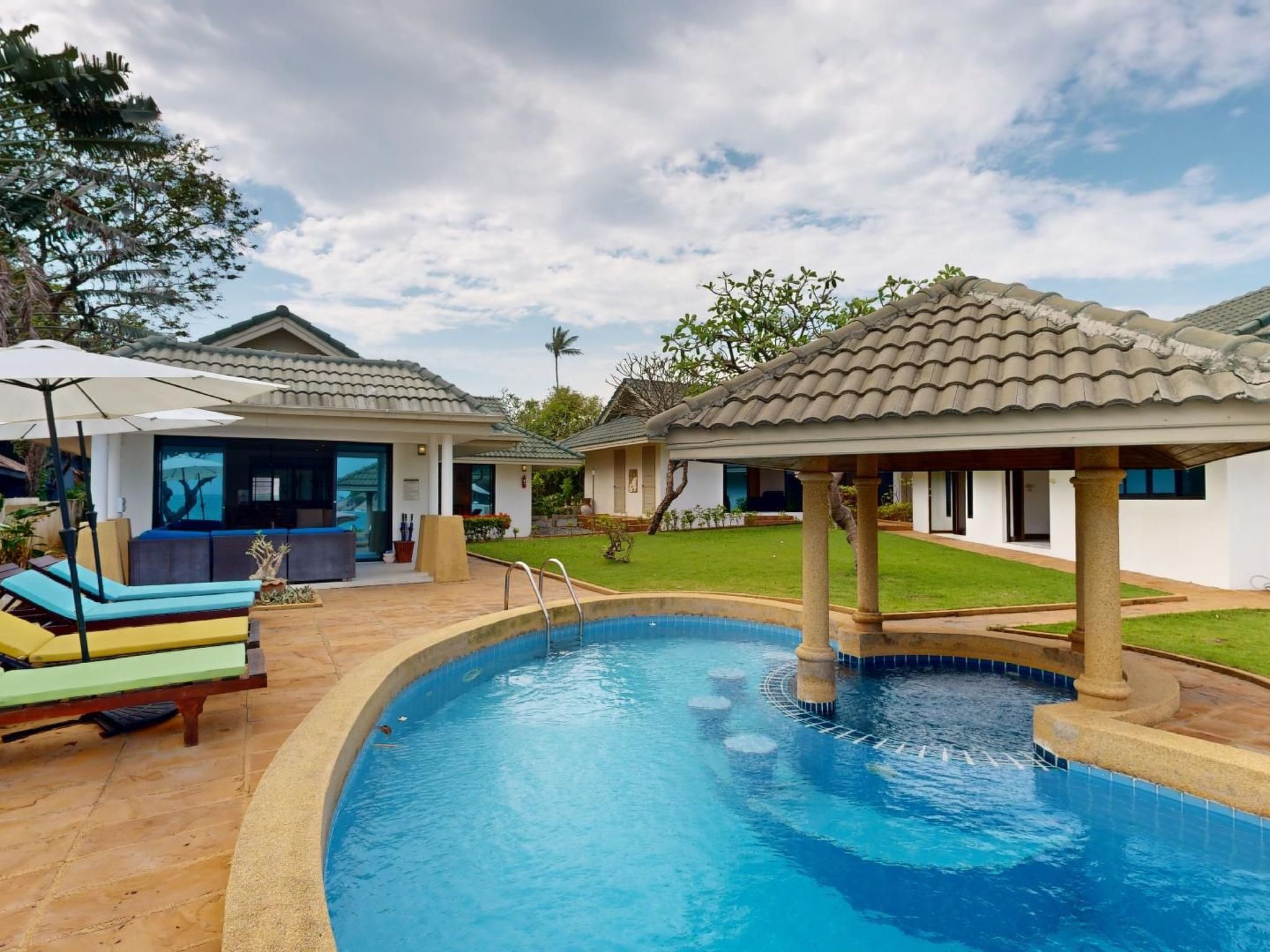 Photo of Ferienvilla mit Garten, Grill und Terrasse