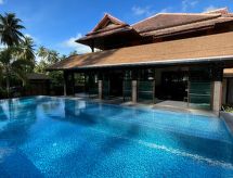 Villa met Infinity Pool direct aan zee op Koh Samui voor 15 personen - thumbnail 1