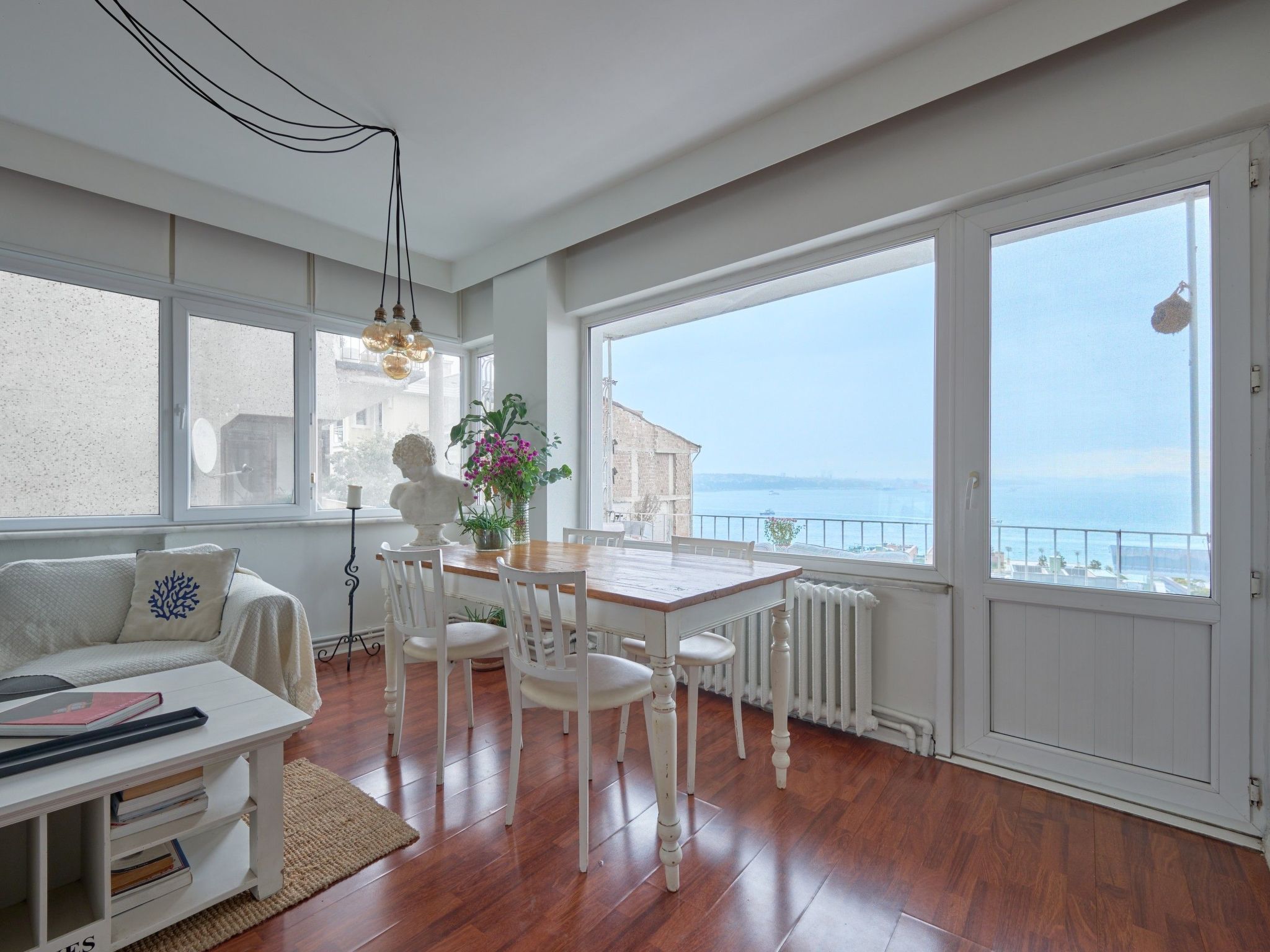 Photo of Wohnung mit Blick auf die Halbinsel von Istanbul