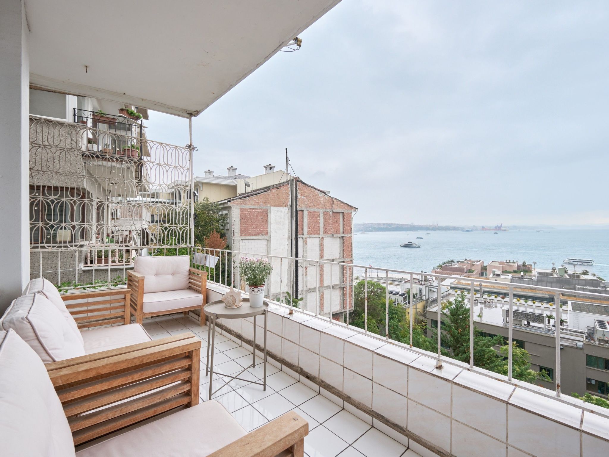 Photo of Wohnung mit Blick auf die Halbinsel von Istanbul