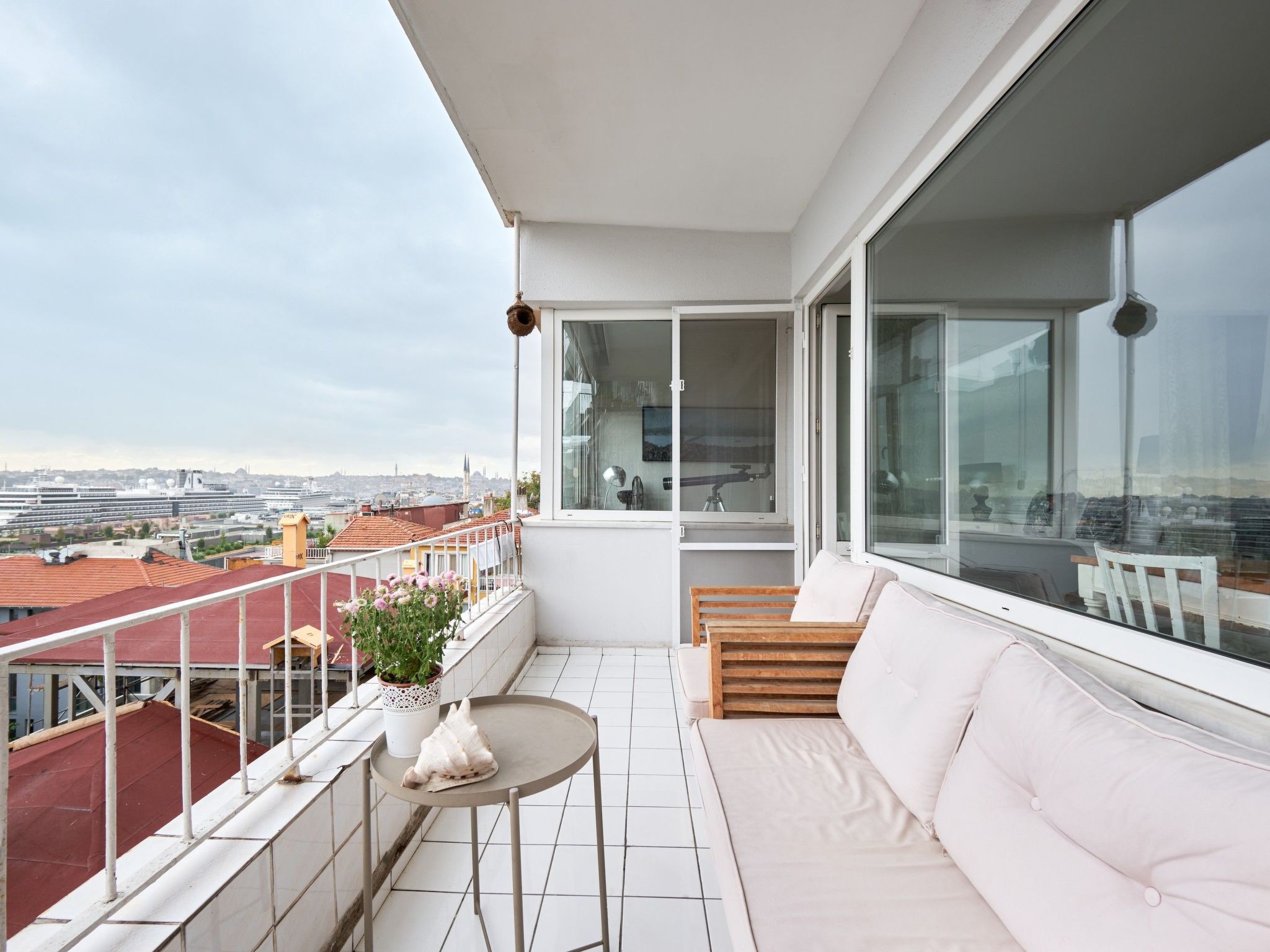 Photo of Wohnung mit Blick auf die Halbinsel von Istanbul