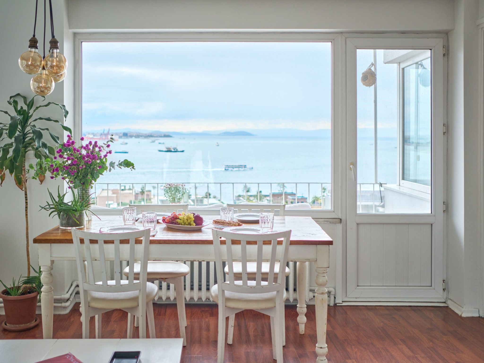 Photo of Wohnung mit Blick auf die Halbinsel von Istanbul