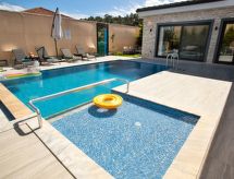 Vrijstaande villa met privézwembad direct aan zee in Bodrum - thumbnail 2