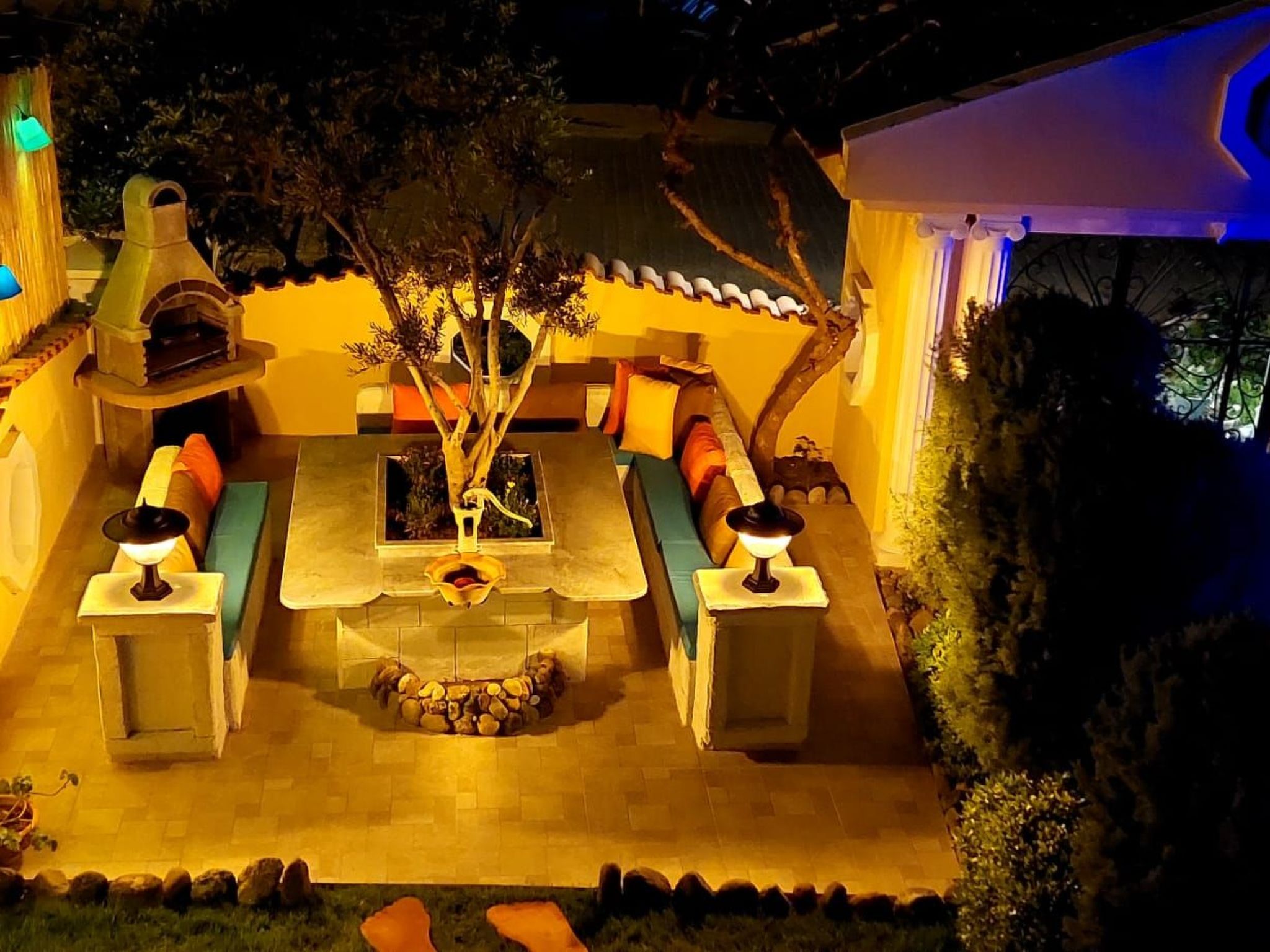 In Dalyan mit Bergblick-Buiten