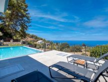 Villa met privé-infinitypool en panoramisch zeezicht in Faralya bij Ölüdeniz - thumbnail 4