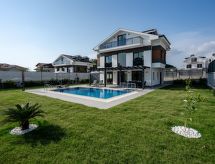 Zonovergoten villa met privézwembad en kinderbad in Ölüdeniz - thumbnail 2