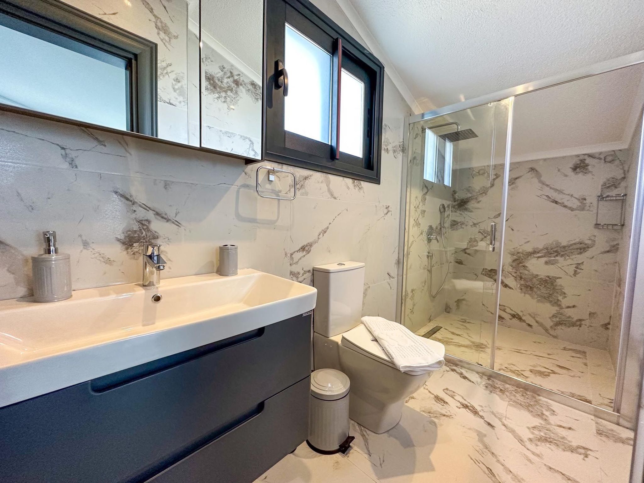 Galaxy V1-Image-tags.info