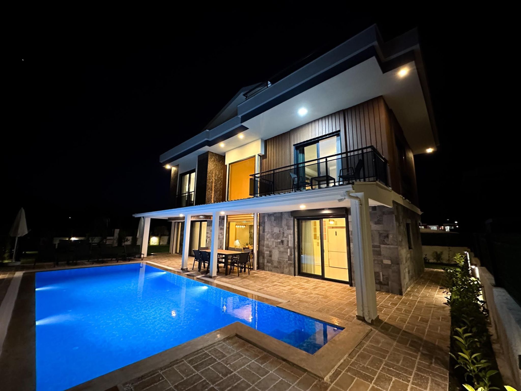 Villa Galaxy-Image-tags.info