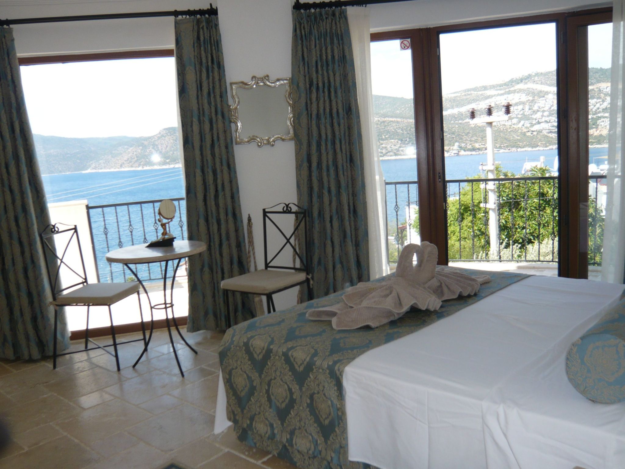 Ferienvilla Amare mit privatem Pool und Meerblick-Binnen