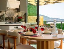 Vrijstaande villa met privézwembad in Yeşilköy, op 9 km van het centrum - thumbnail 6