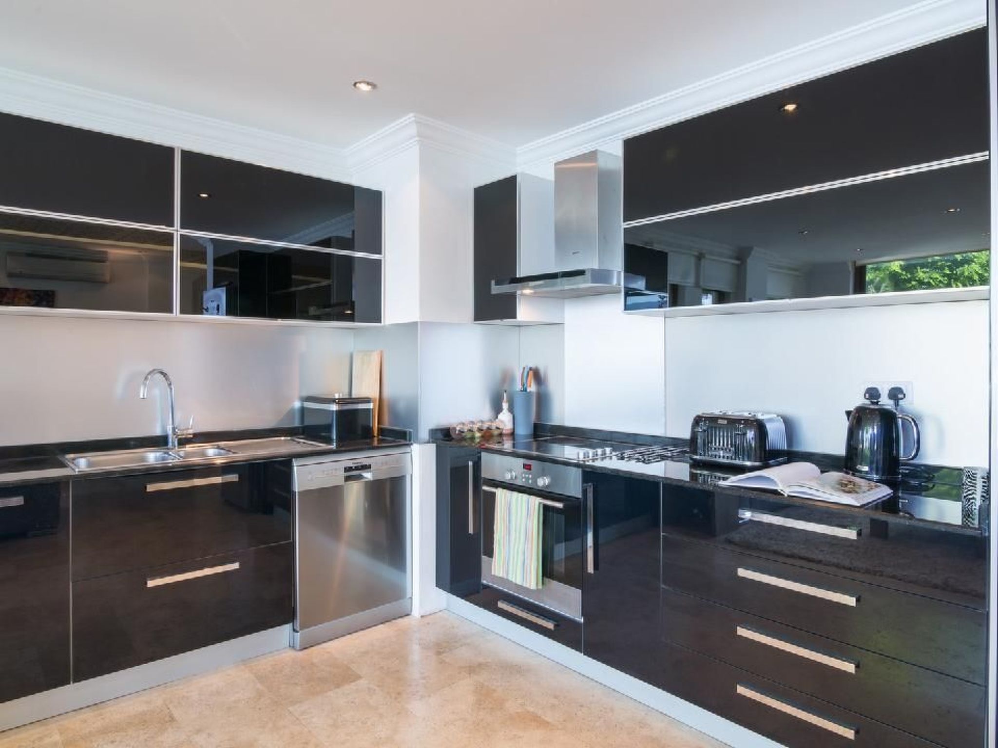 Luxuriöse Villa mit atemberaubendem Meerblick-Binnen