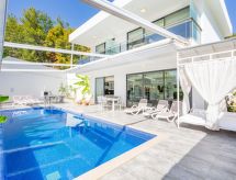 2-persoons vakantiehuis in Kalkan met verwarmd privézwembad - thumbnail 1