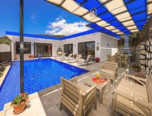 Vrijstaande villa met privézwembad, sauna en jacuzzi nabij Kalkan - thumbnail 1