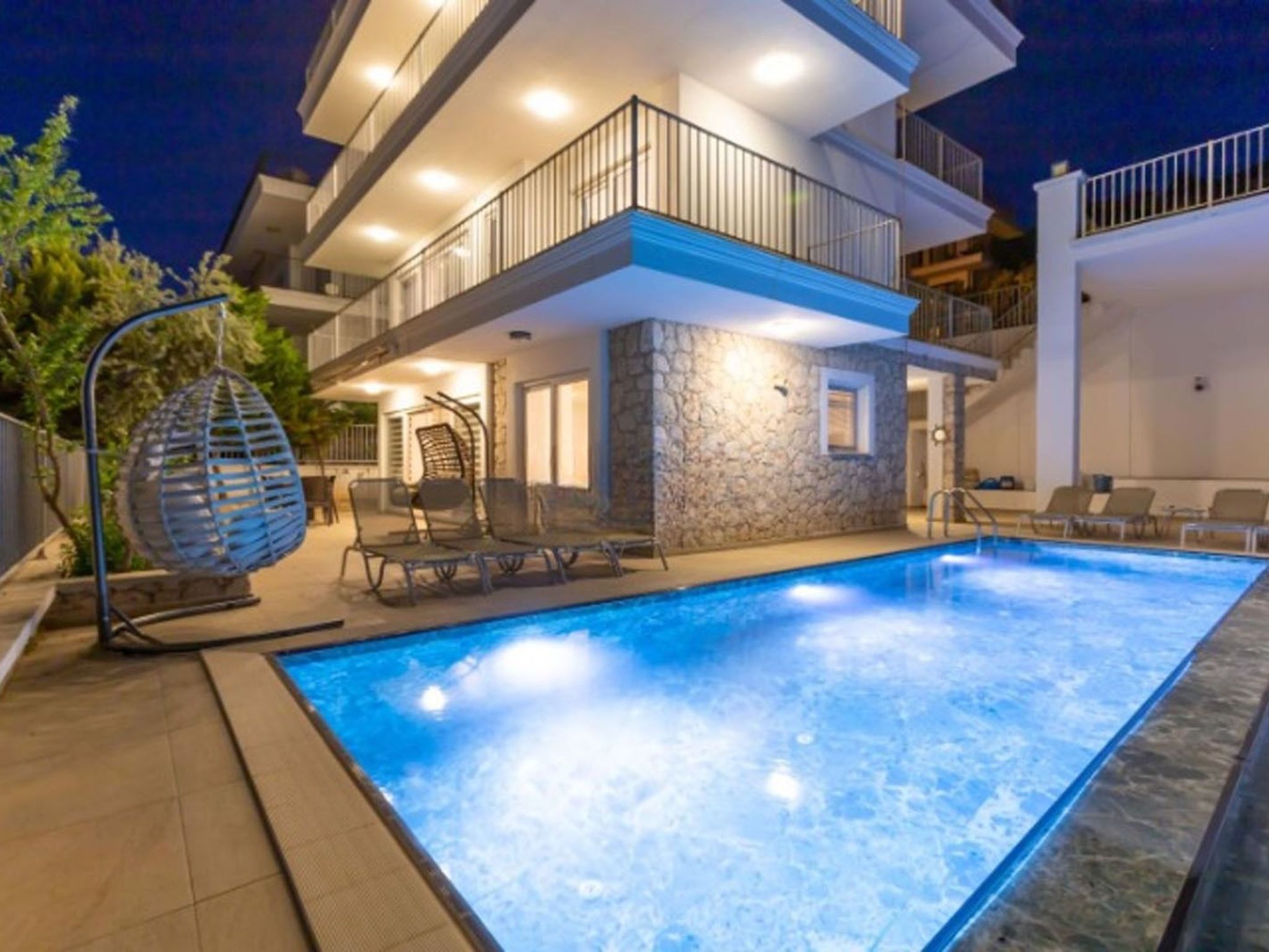 Moderne Villa mit tollem Ausblick