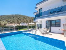 Vrijstaande villa met privézwembad en whirlpool op 1 km van zee in Kalkan - thumbnail 6