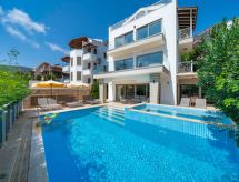 Exclusieve Villa met Infinitypool aan de Turkse Rivièra in Kalkan - thumbnail 2