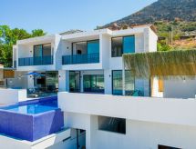 Vrijstaande villa met privézwembad en sauna vlakbij zee in Kalkan - thumbnail 3
