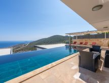 Zes-slaapkamer villa met privézwembad en panoramisch zeezicht in Kalkan - thumbnail 4