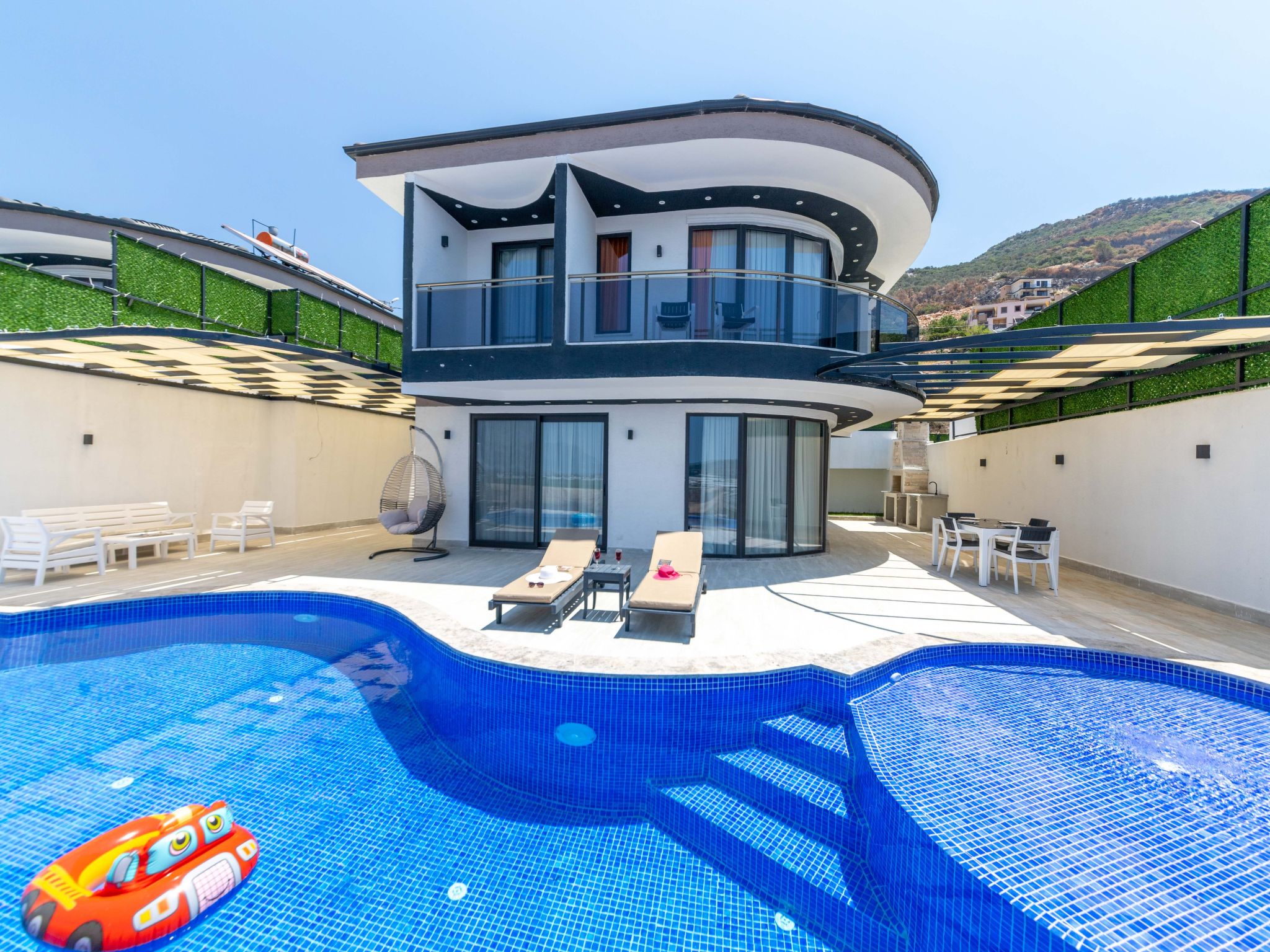 Moderne schöne Villa in der Natur für 4 Personen