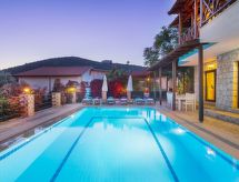 Exclusieve Villa Otantik: Jouw Oase met Panoramisch Zeezicht nabij Kalkan - thumbnail 4