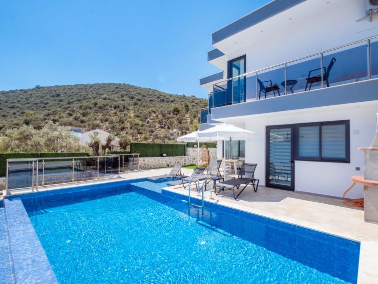 Vakantiehuis in Kalkan met privézwembad en whirlpool in Kalkan