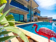 Moderne luxe villa met privézwembad en zeezicht in Kalkan, Turkije - thumbnail 1