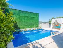 Intieme Vrijstaande Villa met Privépool & Jacuzzi, Vlakbij het Strand in Kalkan - thumbnail 3
