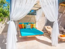 Intieme Vrijstaande Villa met Privépool & Jacuzzi, Vlakbij het Strand in Kalkan - thumbnail 6