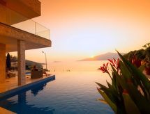 Luxe Vrijstaande Villa Pelin met Privézwembad & Sauna vlakbij Zee in Kalkan - thumbnail 5
