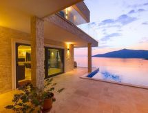 Luxe Vrijstaande Villa Pelin met Privézwembad & Sauna vlakbij Zee in Kalkan - thumbnail 6