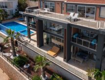 Villa Blueline: privézwembad en zeezicht in het hart van Kalkan - thumbnail 4
