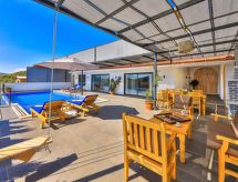 Villa Summery: Elegante nieuwbouw villa met privézwembad en sauna vlakbij het strand van Kalkan - thumbnail 4