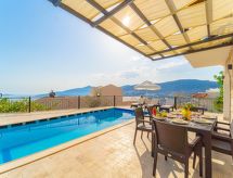 Authentieke natuurstenen villa voor 8 personen in het hart van Kalkan - thumbnail 2
