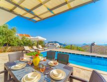 Authentieke natuurstenen villa voor 8 personen in het hart van Kalkan - thumbnail 4