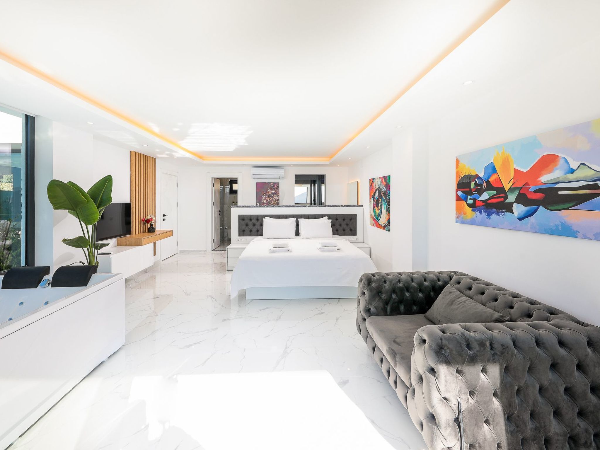 Moderne Luxusvilla in Kalkan mit Meerblick-Binnen