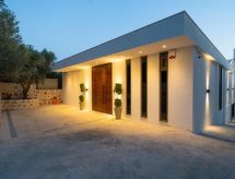 Villa Su Kalkan: Vrijstaande Luxe met Privézwembad & Sauna vlakbij Zee - thumbnail 3