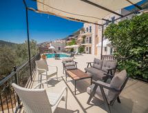 Ruime vrijstaande villa in centrum Kalkan voor 12 personen met privézwembad - thumbnail 5
