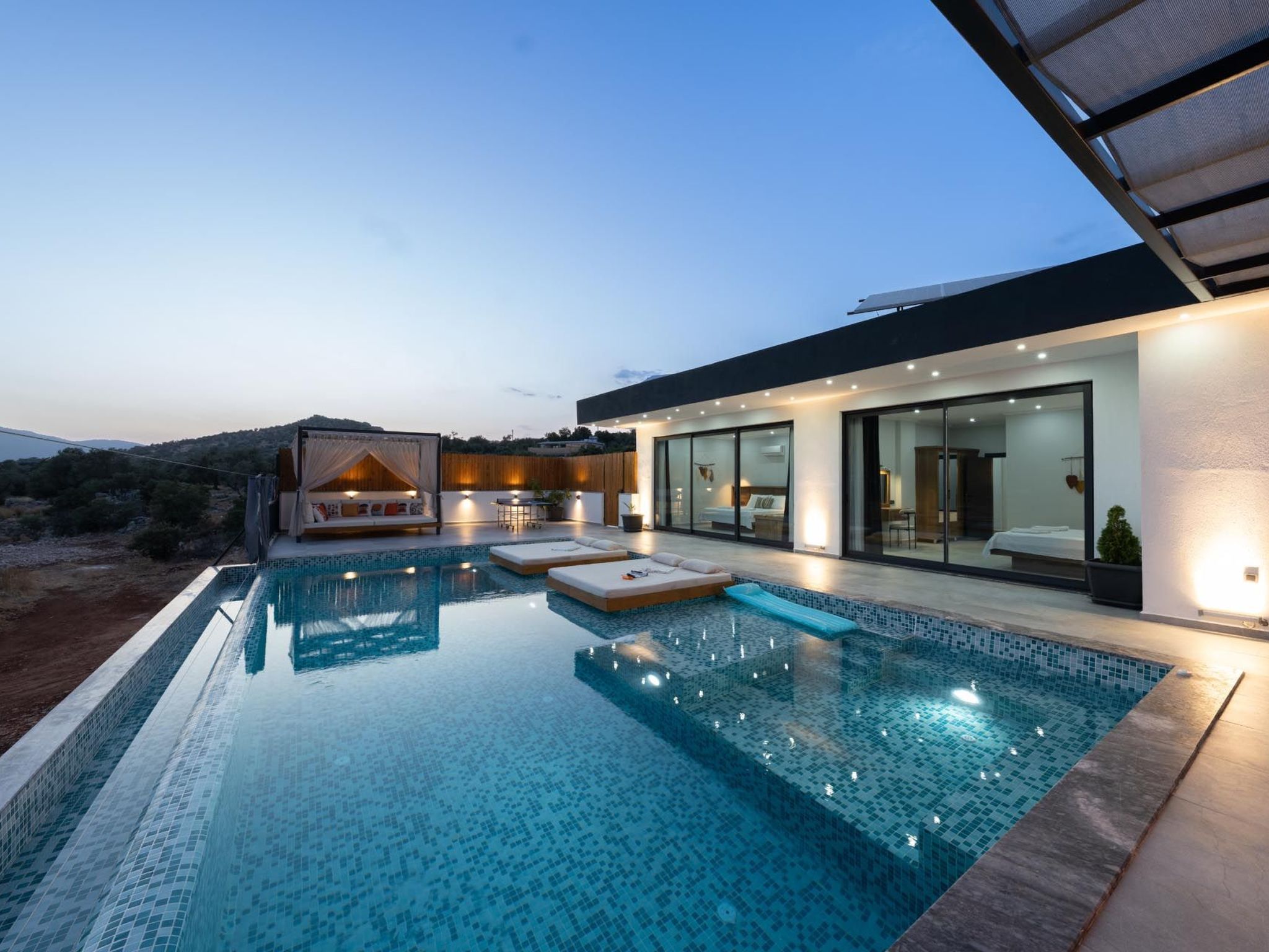 Luxuriöse Villa mit Kinderpool und Jacuzzi