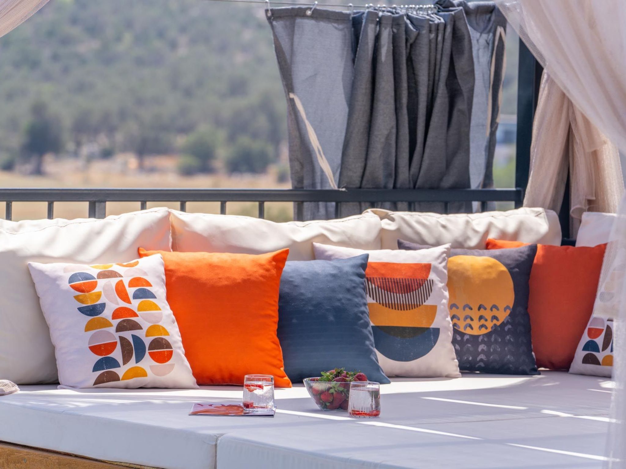 Luxuriöse Villa mit Kinderpool und Jacuzzi - Binnen