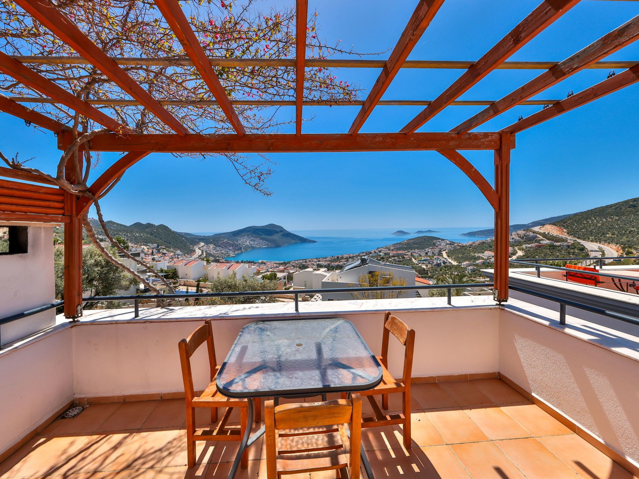 Villa mit Meerblick und privatem Pool