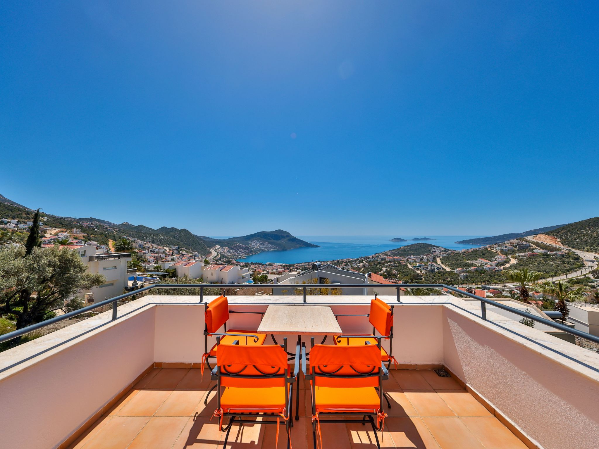 Villa mit Meerblick und privatem Pool