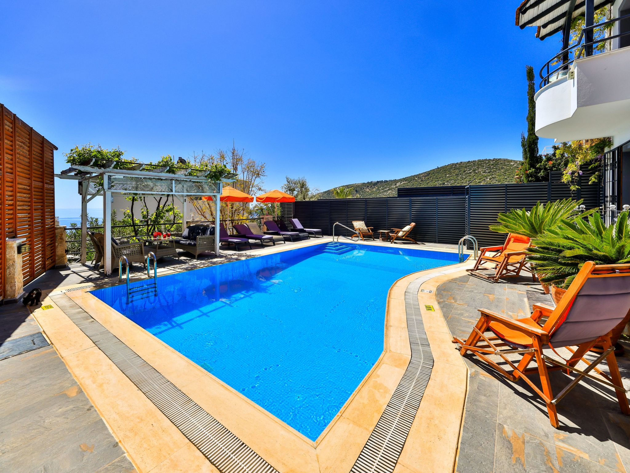 Villa mit Meerblick und privatem Pool-Image-tags.info