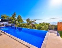 Vrijstaande villa met privézwembad in Antalya voor 5 personen - thumbnail 4