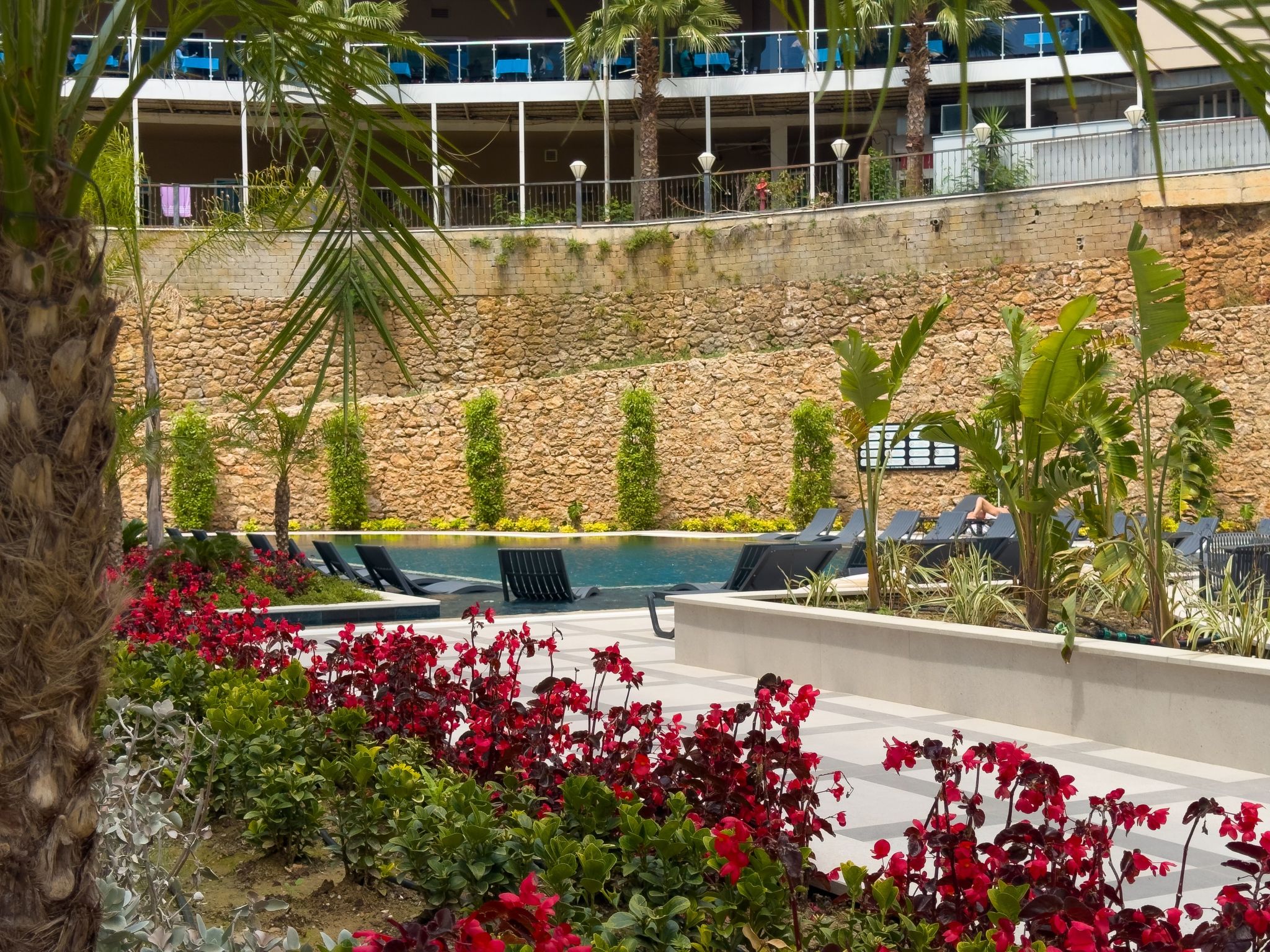 Qoople Excellence A-45 neue Wohnung am Meer — Pool Outdoor (1 of 43)